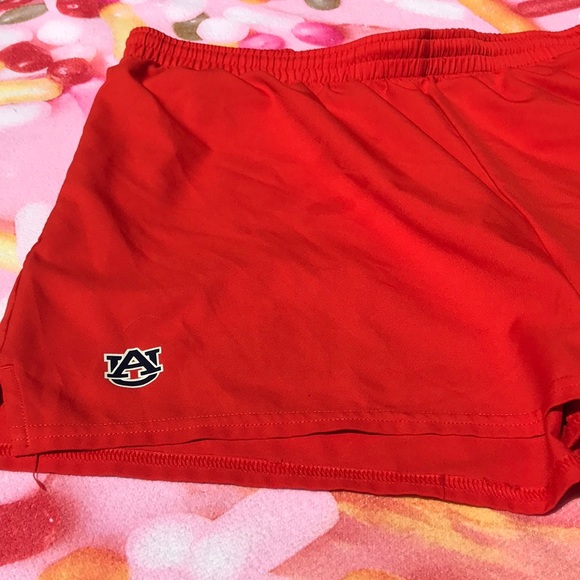 Auburn University Under Armour woman’s shorts - Picture 2 of 7